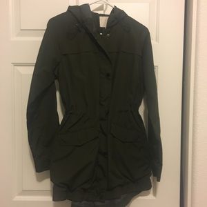 Army green water resistant jacket size small